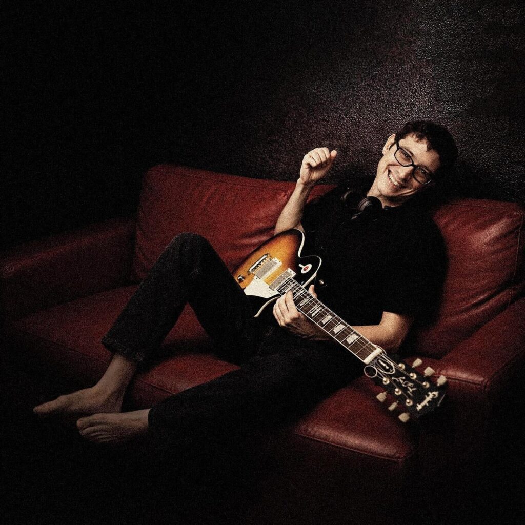 Liminha e lançado em 1997 no rastro da bem-sucedida conexão do artista com Marin