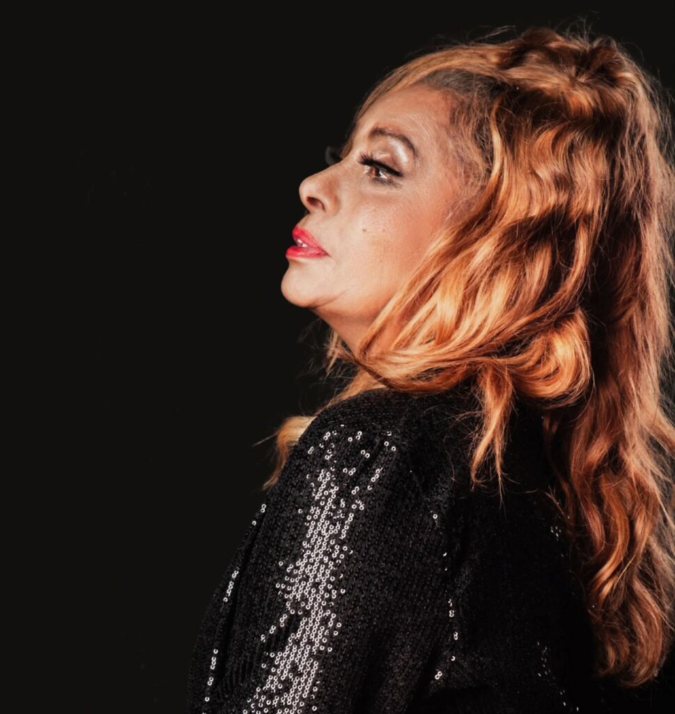 Paulinho Camargo e gravado por Zu de forma aliciante – estourou nas rádios, nas