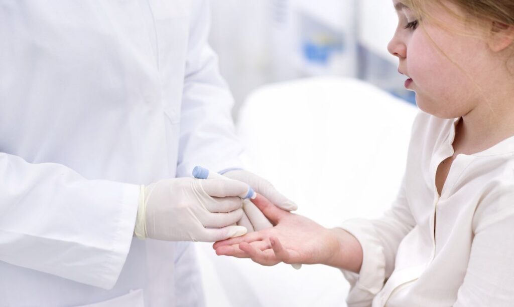 medidas regulatórias e de fiscalização relacionadas a esse tipo de medicamento