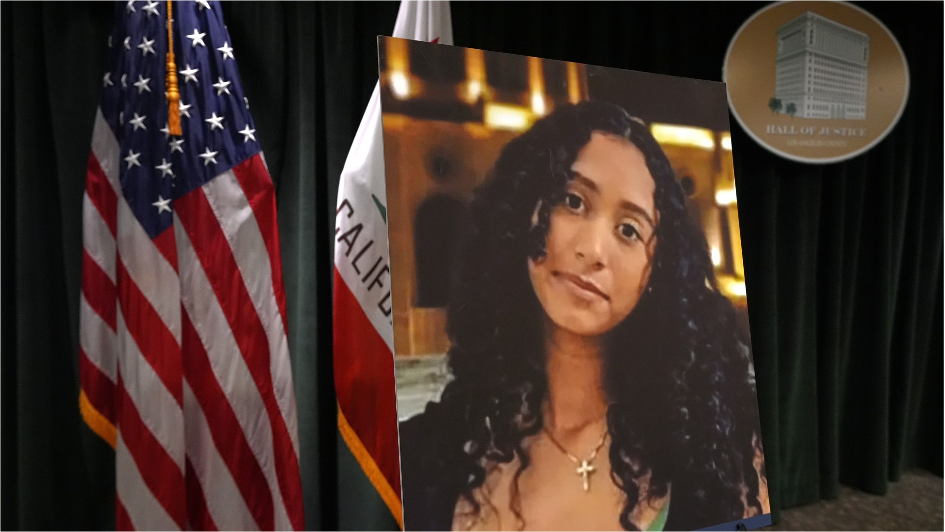 g1-1920-x-1080-px-5-.png" />