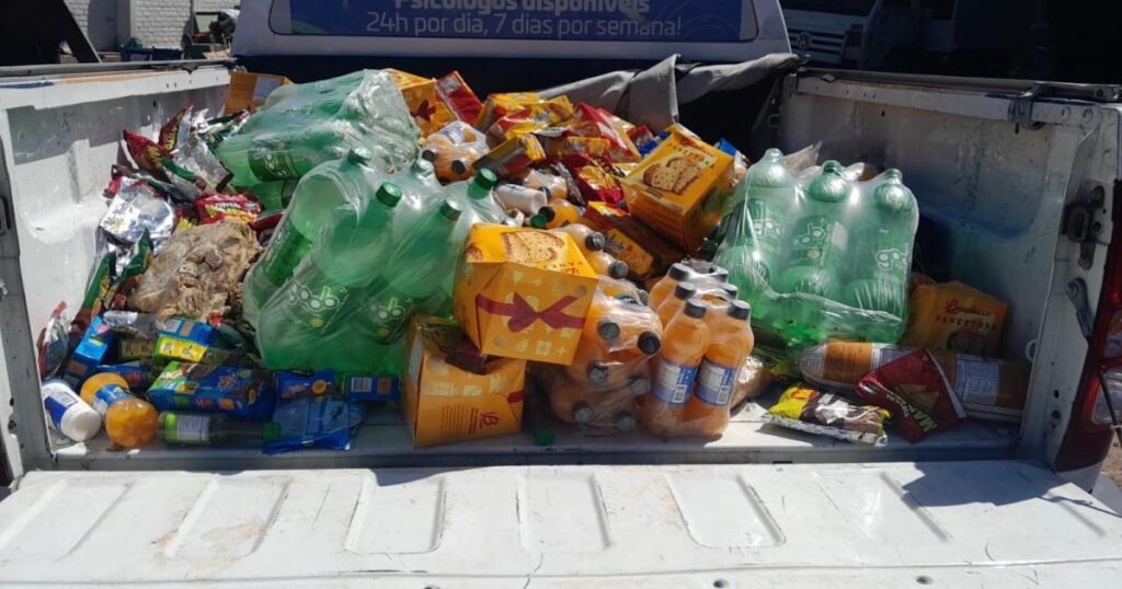 Produtos estavam fora do prazo de validade e acondicionados de forma inadequada. Foto: Cortesia