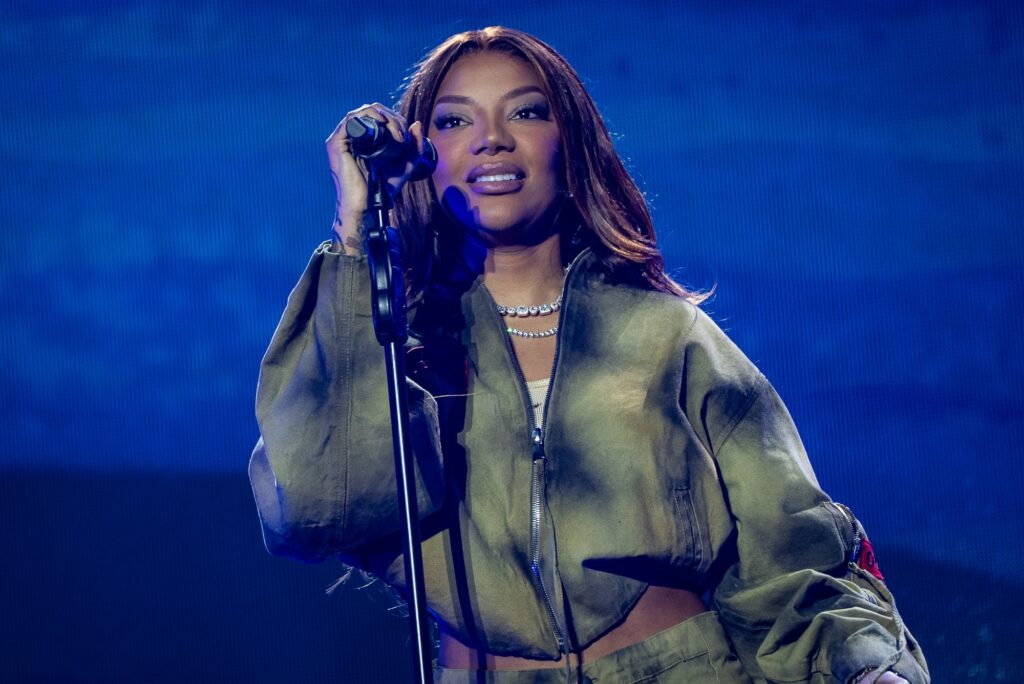 Ludmilla com feats com nomes como Luísa Sonza (na música “Calling me”), Veigh (p