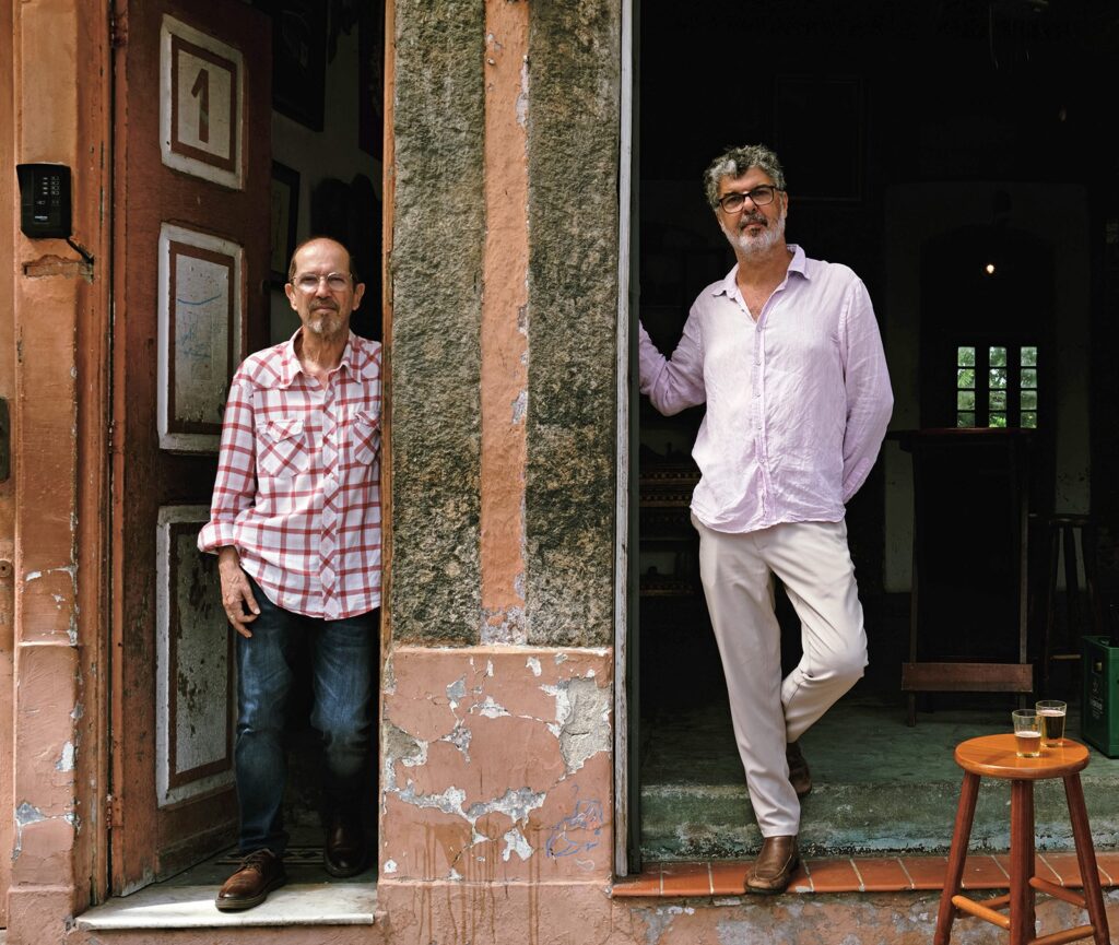 Rodrigo Lessa e Edu Neves no álbum “Tempo de samba” na ótima companhia de virtuo