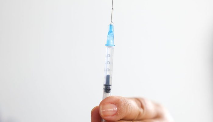 99% dos casos de câncer de colo do útero e por boa parte dos tumores de ânus, pê