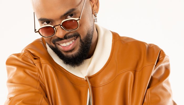 21 músicas, com ênfase no repertório autoral de Morato. Estão confirmadas as par