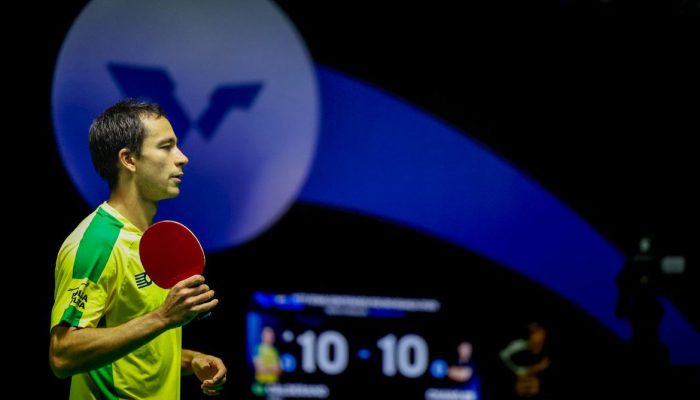 4 sets a 1 (parciais de 11/7, 11/3, 11/7, 6/11 e 12/10), quase um ano após amarg