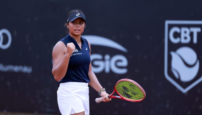 2 sets a 1. Nesta terça (7), a jovem paulista (658ª no ranking mundial) recebeu