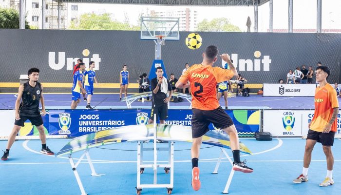 tensões geopolíticas, o esporte universitário coloca-se como instrumento de dipl