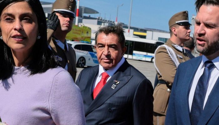 ém, não repercutiu bem entre autoridades italianas. O ministro do Esporte e da J