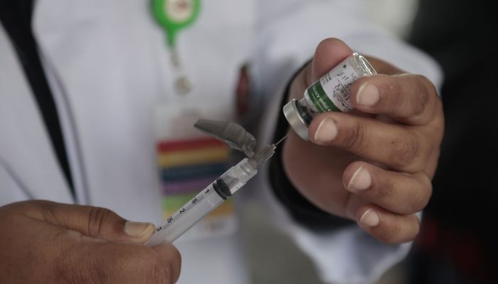 Influenza A têm aumentado no país, informa Fiocruz. A imunização ocorre nas unid